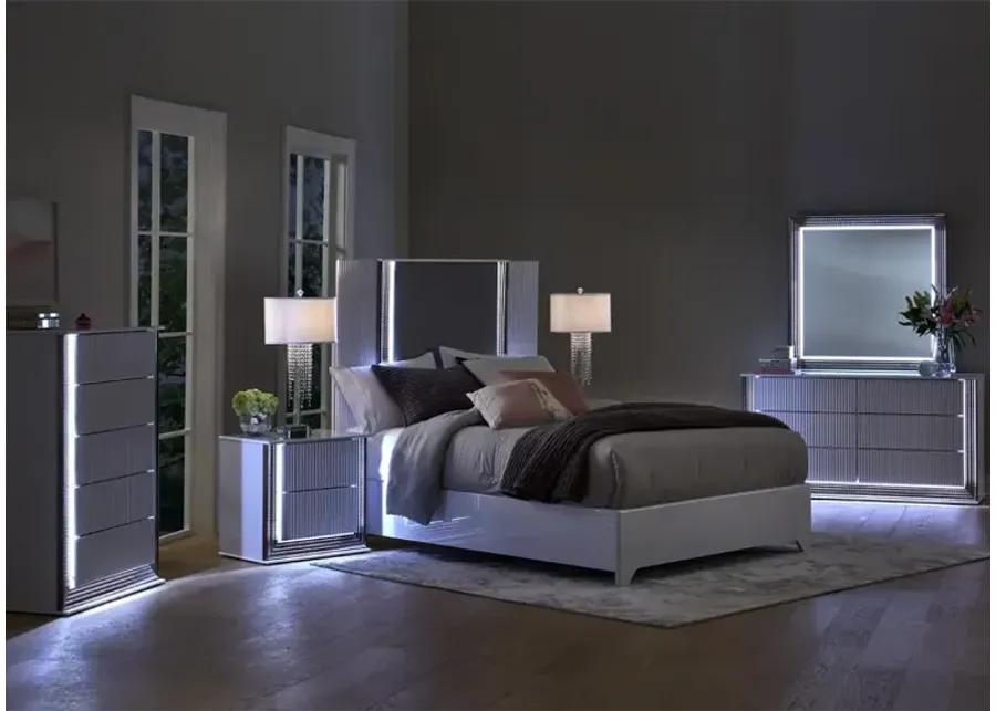 Lumina White 5 Pc. Queen Bedroom