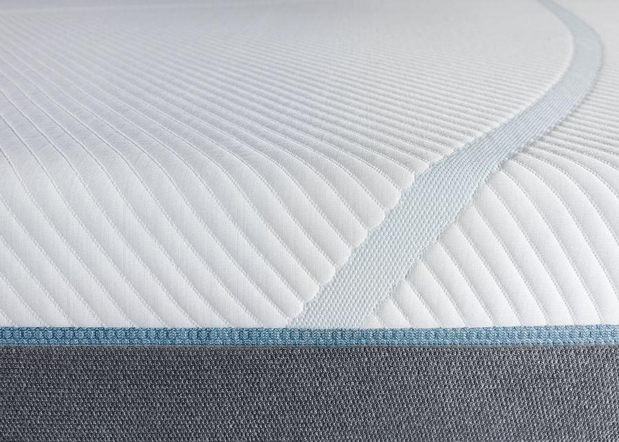 Tempur-Pedic TEMPUR-Adapt Medium Hybrid Mattress