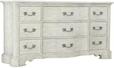 Mirabelle Dresser