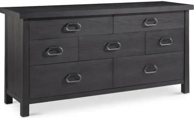 Trianon Dresser