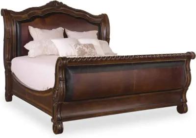 Valencia 5/0 Upholstered Sleigh Bed